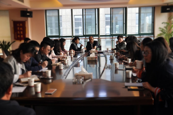ledong乐动(中国)体育官方网站集团召开2017年度年轻人才培养专题座谈会