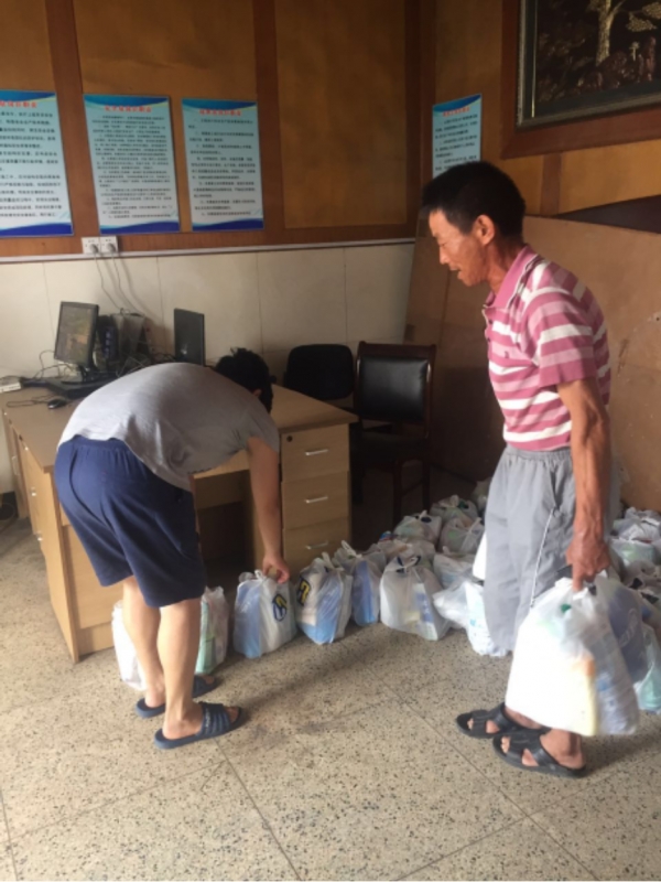 三伏高温送清凉  致敬一线ledong乐动(中国)体育官方网站人